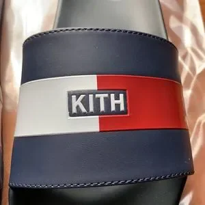 Kith | Shoes | Kith Tommy Hilfiger Laurel Slides Navy Blue  display picture 2